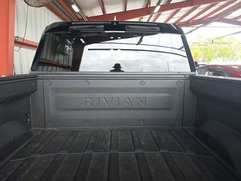 Used 2023 Rivian R1T Adventure image 6