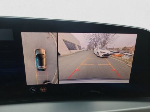 Used 2024 Cadillac Lyriq Sport w/ Nappa Leather Package image 18