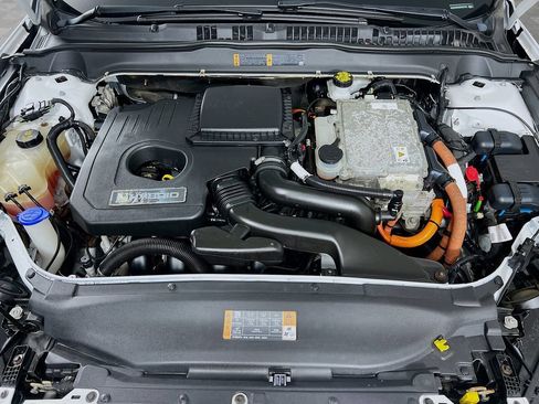 Used 2018 Ford Fusion S FWD image 27