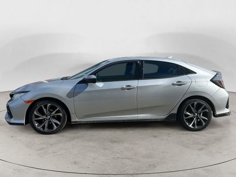 Used 2017 Honda Civic Sport image 2