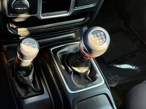 Used 2021 Jeep Wrangler Unlimited Sport image 22