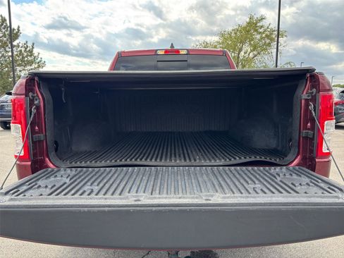 Used 2019 RAM 1500 Big Horn AWD/4WD image 14