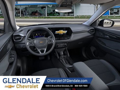 New 2026 Chevrolet TrailBlazer LT w/ LT Cold Weather Package FWD image 15