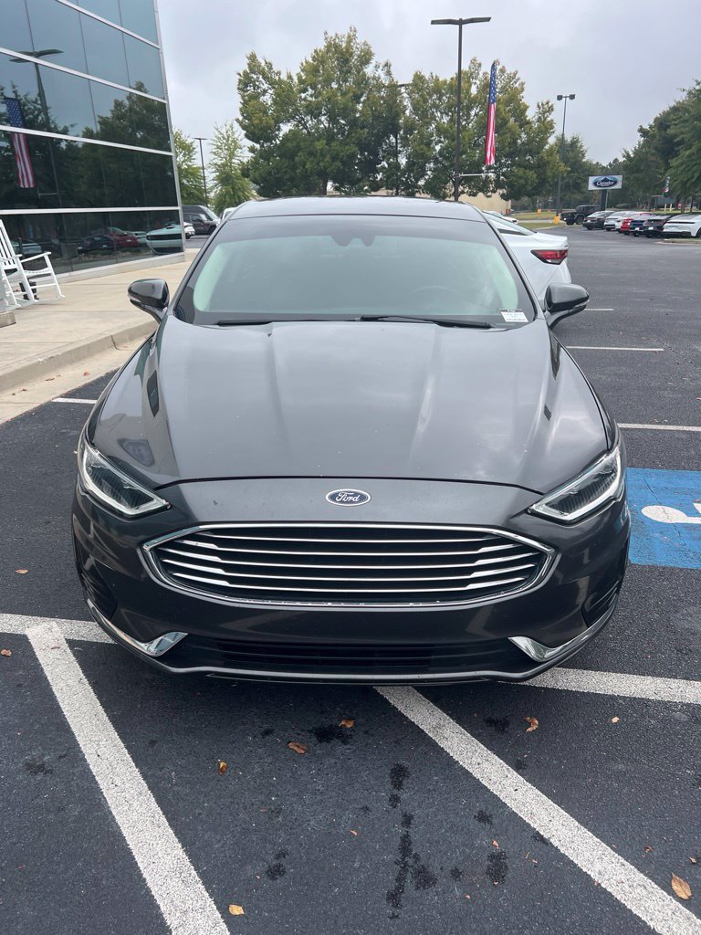 Used 2019 Ford Fusion SEL FWD image 3