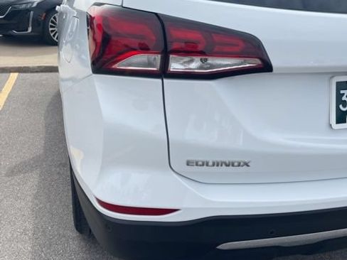 Used 2022 Chevrolet Equinox LT FWD image 5