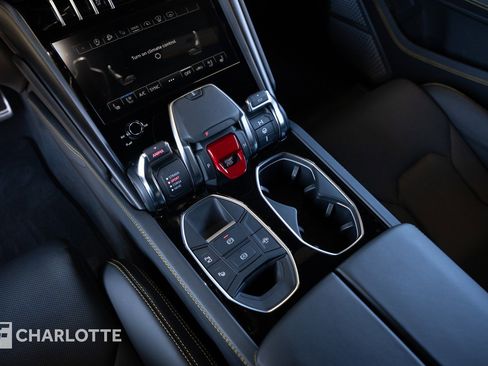 Used 2024 Lamborghini Urus S image 27