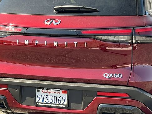 Used 2025 INFINITI QX60 Luxe w/ Vision Package AWD/4WD image 6
