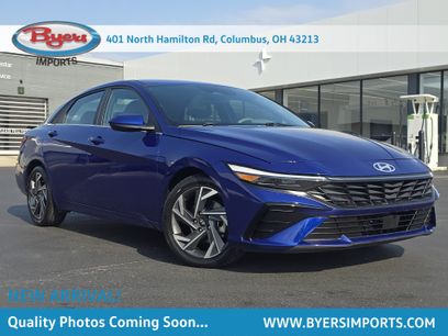 Used 2024 Hyundai Elantra SEL w/ Convenience Package