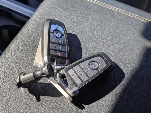 Used 2024 Ford F350 Lariat w/ Lariat Ultimate Package image 22