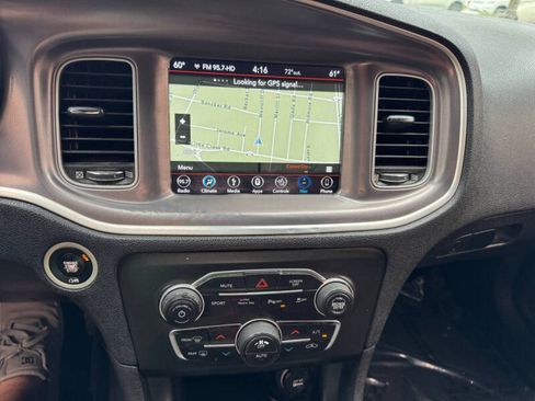 Used 2017 Dodge Charger R/T image 21