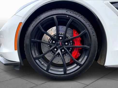 Used 2019 Chevrolet Corvette Grand Sport image 8