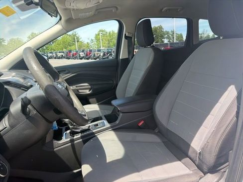 Used 2019 Ford Escape S FWD image 18