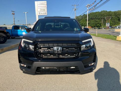 Used 2024 Honda Ridgeline Black Edition image 2