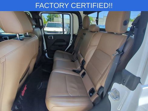 Used 2021 Jeep Gladiator Overland w/ Popular Equipment Package AWD/4WD image 28