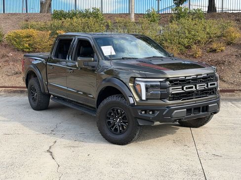 Used 2025 Ford F150 Raptor image 1