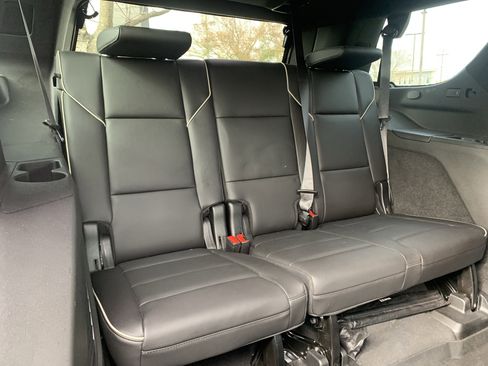 Used 2021 Cadillac Escalade Premium Luxury w/ Driver Assist Tech Package image 33