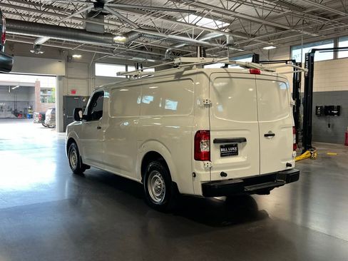 Used 2021 Nissan NV 1500 S image 7
