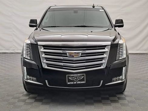 Used 2016 Cadillac Escalade 4WD image 2