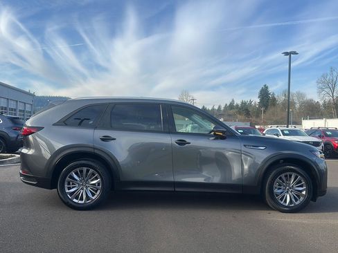 Used 2025 MAZDA CX-90 3.3 Turbo w/ Preferred Package image 6