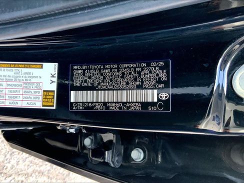 Used 2025 Toyota Prius LE FWD image 34