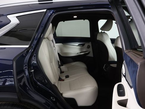 Used 2019 INFINITI QX50 Essential w/ Sensory Package image 35