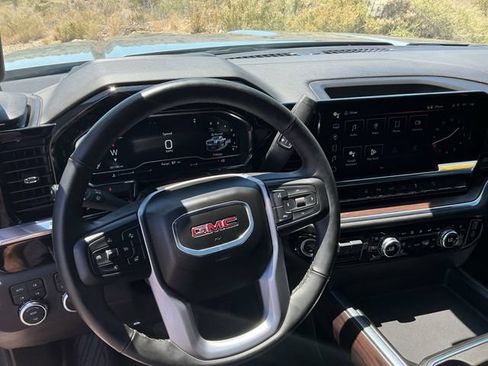 Used 2024 GMC Sierra 2500 SLT w/ SLT Premium Package AWD/4WD image 12