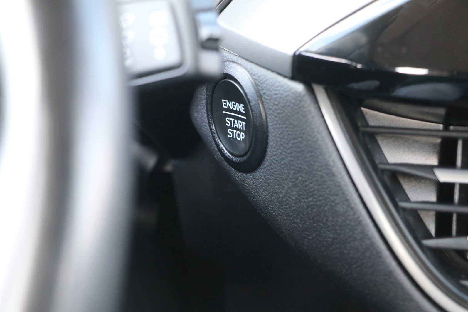 Used 2024 Ford Escape Active w/ Cold Weather Package FWD image 24