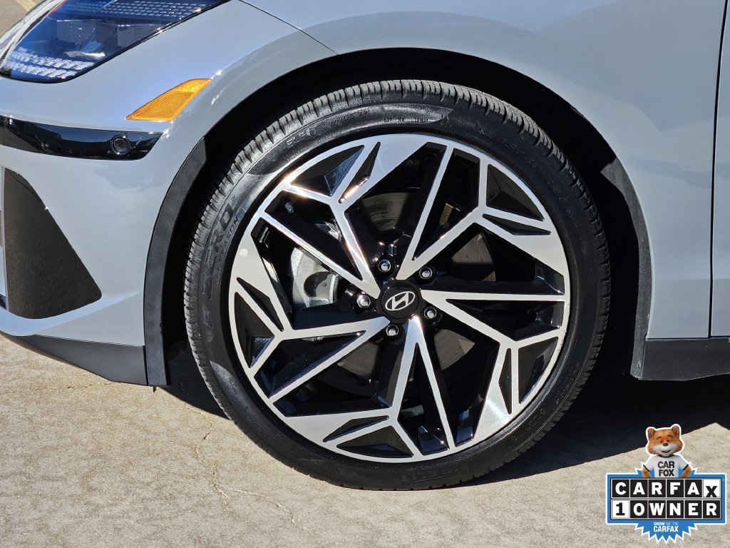 Used 2023 Hyundai Ioniq 6 Limited RWD image 11
