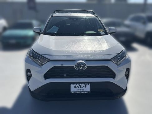 Used 2021 Toyota RAV4 XLE w/ XLE Grade Weather Package AWD/4WD image 2