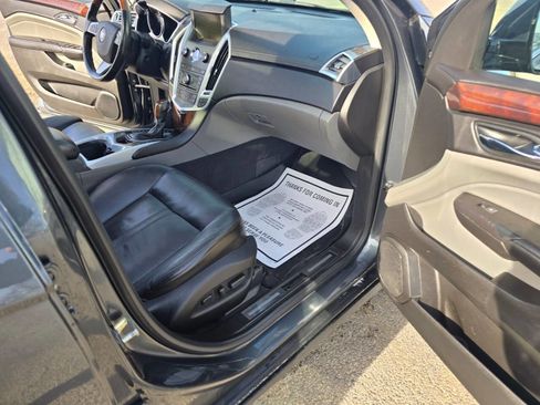 Used 2010 Cadillac SRX Premium image 45