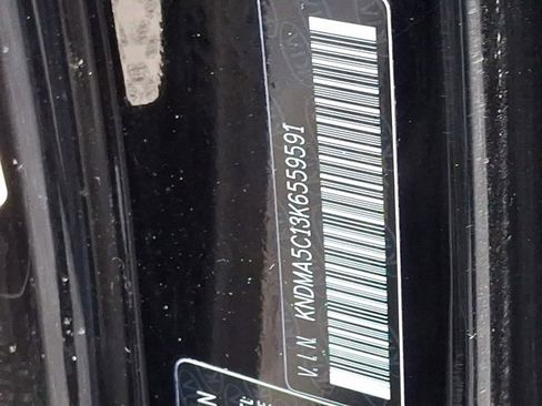 Used 2019 Kia Sedona L image 31