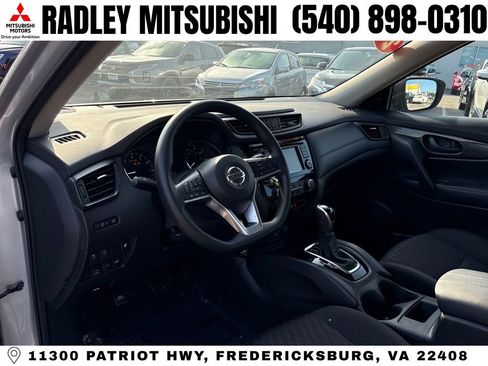 Used 2020 Nissan Rogue S AWD/4WD image 4