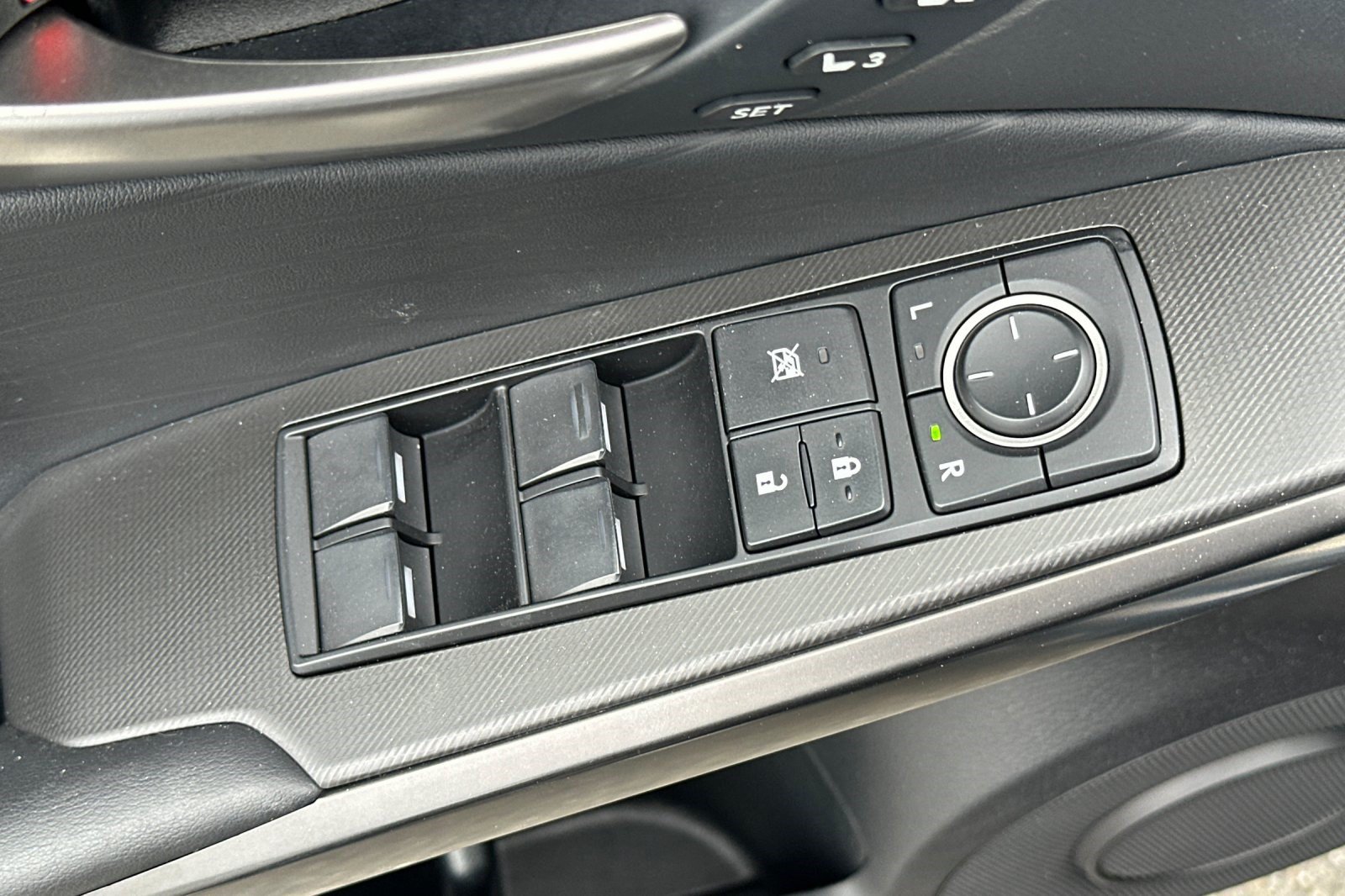 Used 2022 Lexus IS 350 F Sport w/ Navigation Package RWD image 13