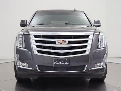 Used 2016 Cadillac Escalade Premium AWD/4WD image 8