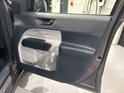 Used 2024 Ford Maverick XLT image 36