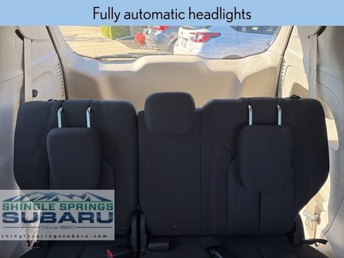 Used 2022 Chrysler Pacifica Touring-L image 18