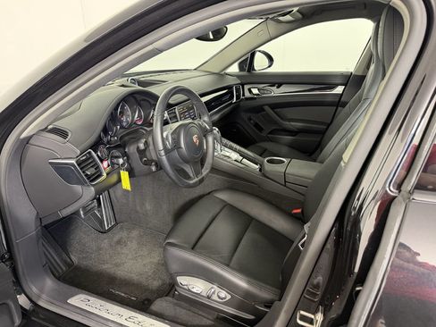 Used 2013 Porsche Panamera 4 Platinum Edition AWD/4WD image 31
