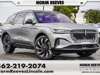 Used 2025 Lincoln Nautilus Reserve w/ Jet Appearance Package