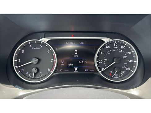 Used 2024 Nissan Sentra SV FWD image 28