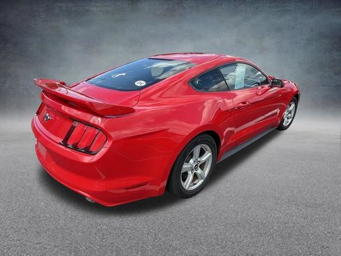 Used 2015 Ford Mustang Coupe RWD image 6