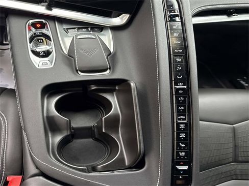 Used 2025 Chevrolet Corvette Stingray Preferred Cpe w/ Z51 Performance Package image 18