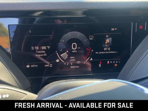 Used 2025 GMC Yukon XL Denali w/ Sun & Power Step Package AWD/4WD image 14