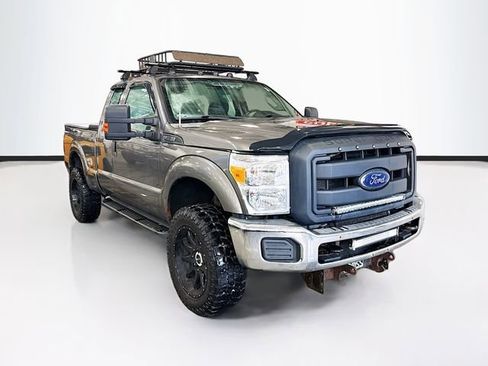 Used 2012 Ford F250 XL w/ PWR Equipment Group image 3