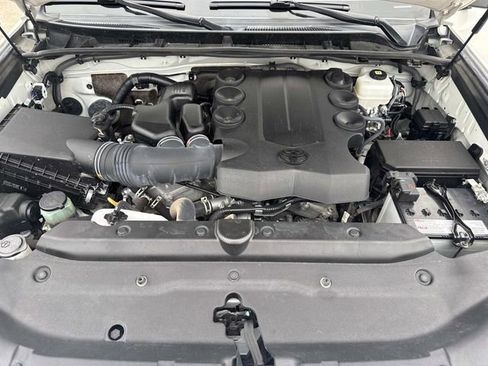 Used 2023 Toyota 4Runner Limited image 20