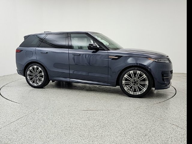 New 2026 Land Rover Range Rover Sport Dynamic SE AWD/4WD image 3