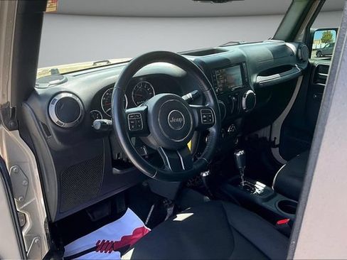 Used 2017 Jeep Wrangler Sport AWD/4WD image 15