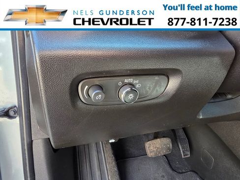 Used 2023 Chevrolet Traverse Premier w/ Redline Edition AWD/4WD image 24