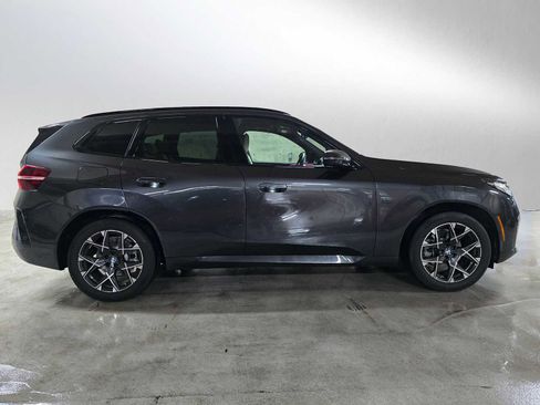 Used 2025 BMW X3 xDrive30i image 3