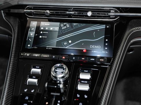 Used 2024 Aston Martin DB12 Coupe image 23