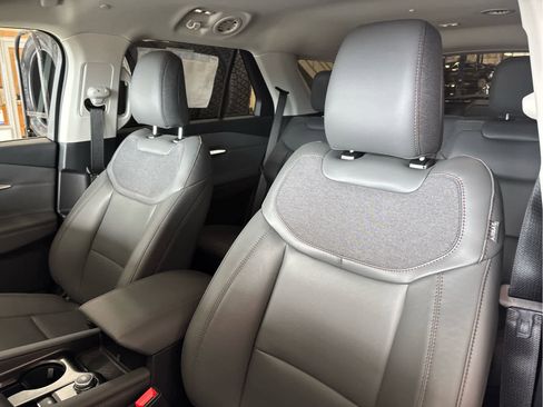New 2026 Ford Explorer Active w/ Active Comfort Package AWD/4WD image 15